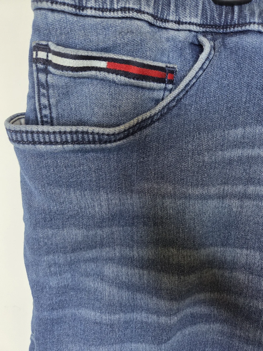 Tommy Hilfiger Men's Dark Blue Denim-Style Joggers with Drawstring - Picture 9 of 10